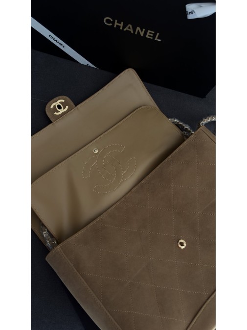 Chanel Maxi Flap Bag 38