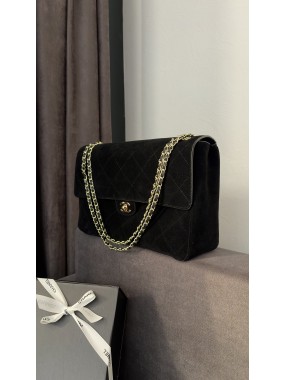 Chanel Maxi Flap Bag 40 Chanel Maxi Flap Bag 40