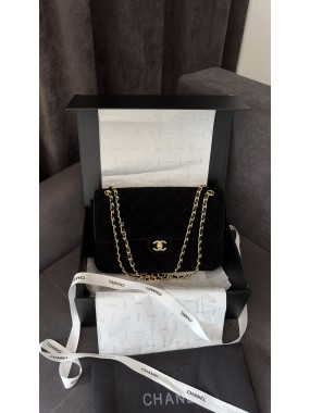 Chanel Maxi Flap Bag 32 Chanel Maxi Flap Bag 32