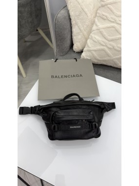 Бананка Balenciaga